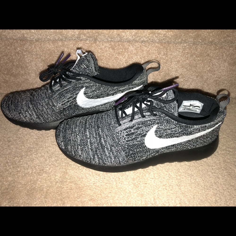 Nike Woman’s Rosie One Flyknit - NWT